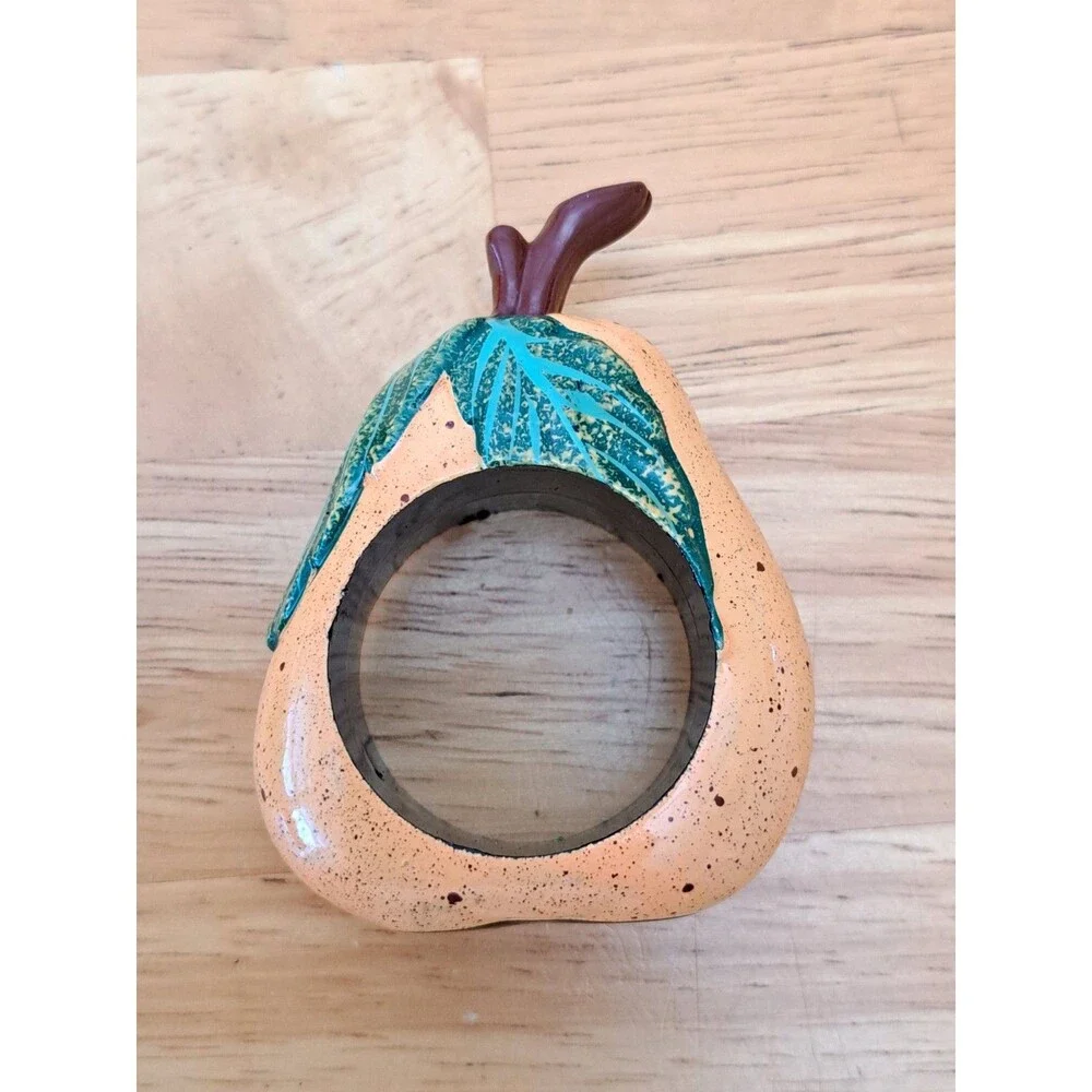 Fruit Shaped Napkin Rings Set of 4 Hand Painted Wood Vintage Cute NWOT